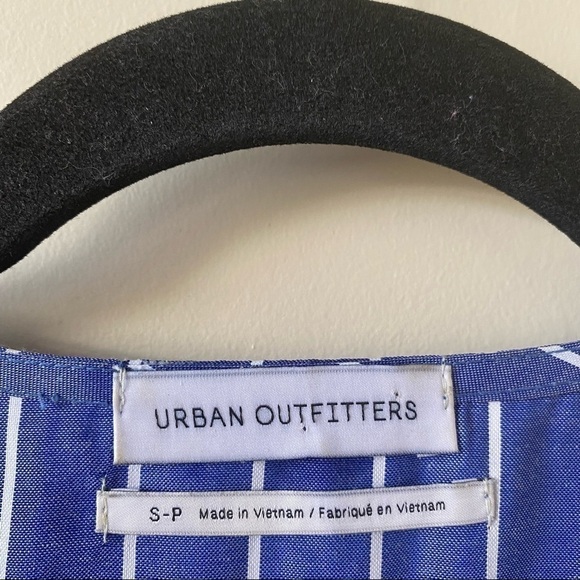 URBAN Outfitters-Striped Button Down Deep Plunge Midi Dress (Size:Small) - Picture 9 of 9